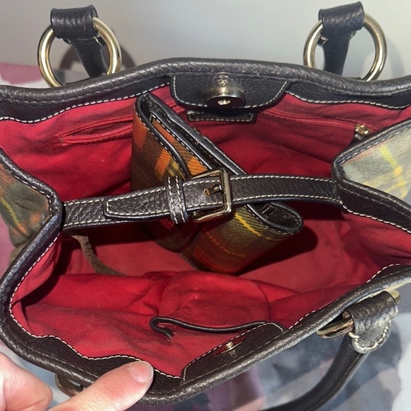 Dooney & Bourke Plaid Handbag and Wallet Set - Picture 3 of 6